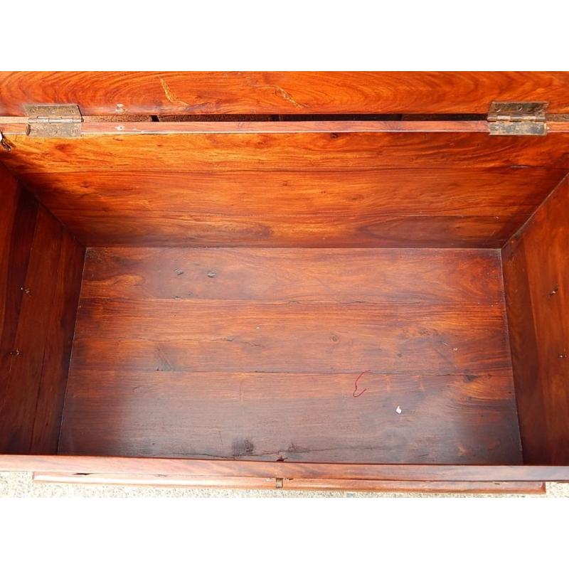 Vintage style Coffee Table Jali Square TRUNK