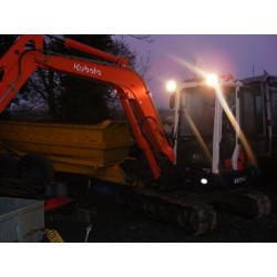 "HIRE" Mini Diggers, 14 Ton Diggers, Dumpers all with drivers also skilled labours Keen rates