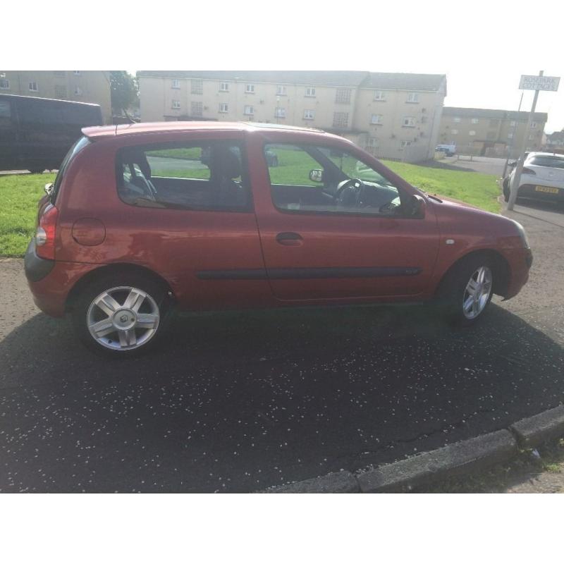 "05" PLATE RENAULT CLIO 1,2 dynamique 16V