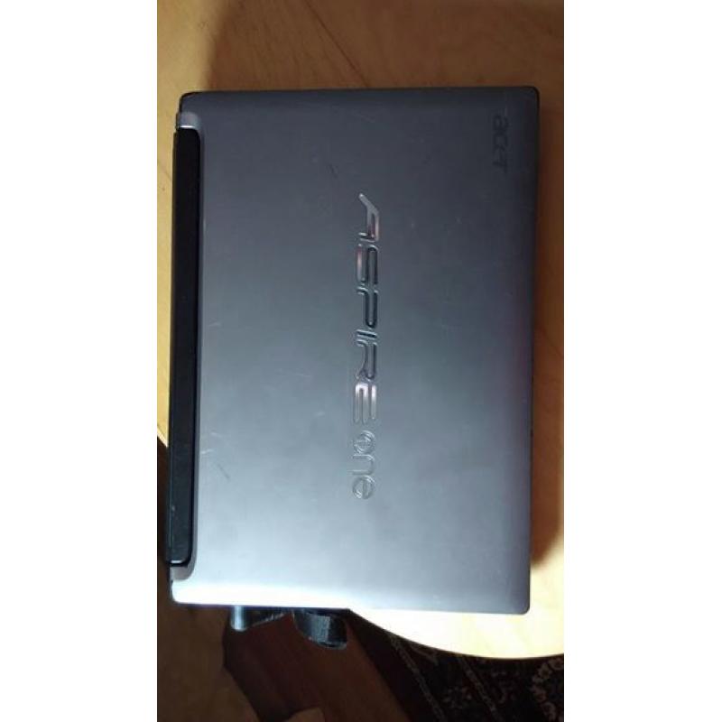 Acer Aspire One D260 (Netbook)
