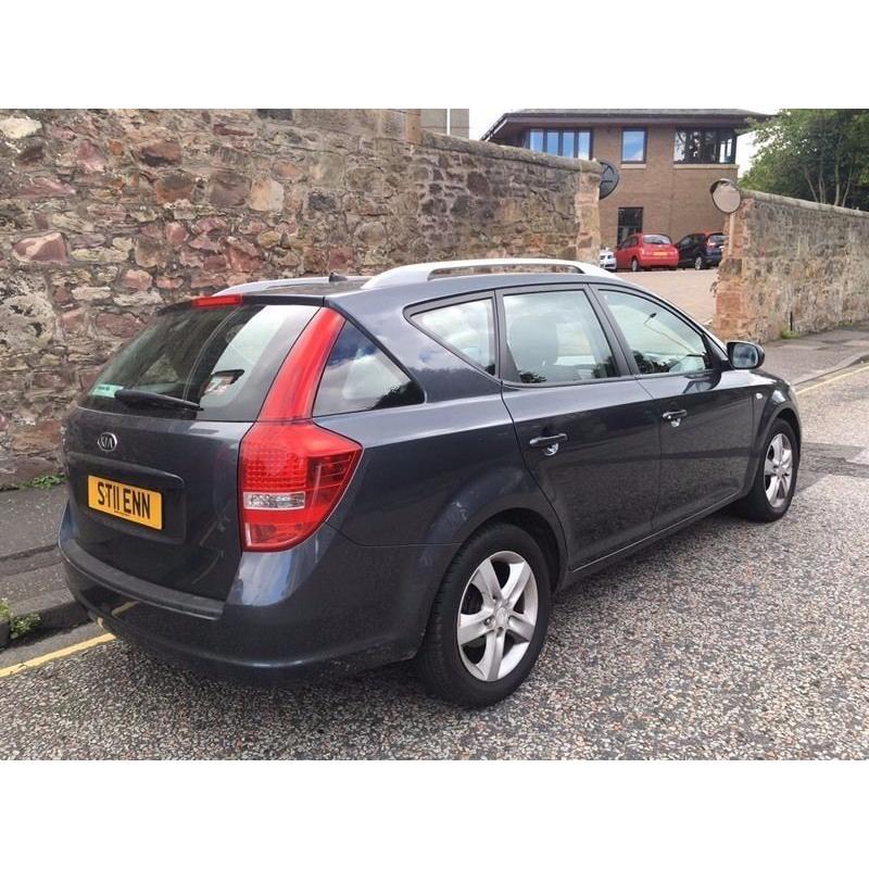 2011 (11 plate ) KIA CEED 2 ESTATE 1.6 AUTOMATIC 1 LADY OWNER FSH PX SWAP