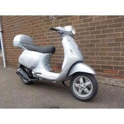 PIAGGIO VESPA LX125. NEW MOT, JUST SERVICED, GOOD CONDITION!