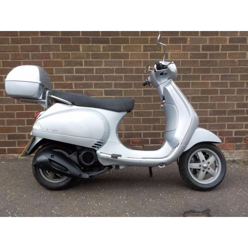 PIAGGIO VESPA LX125. NEW MOT, JUST SERVICED, GOOD CONDITION!