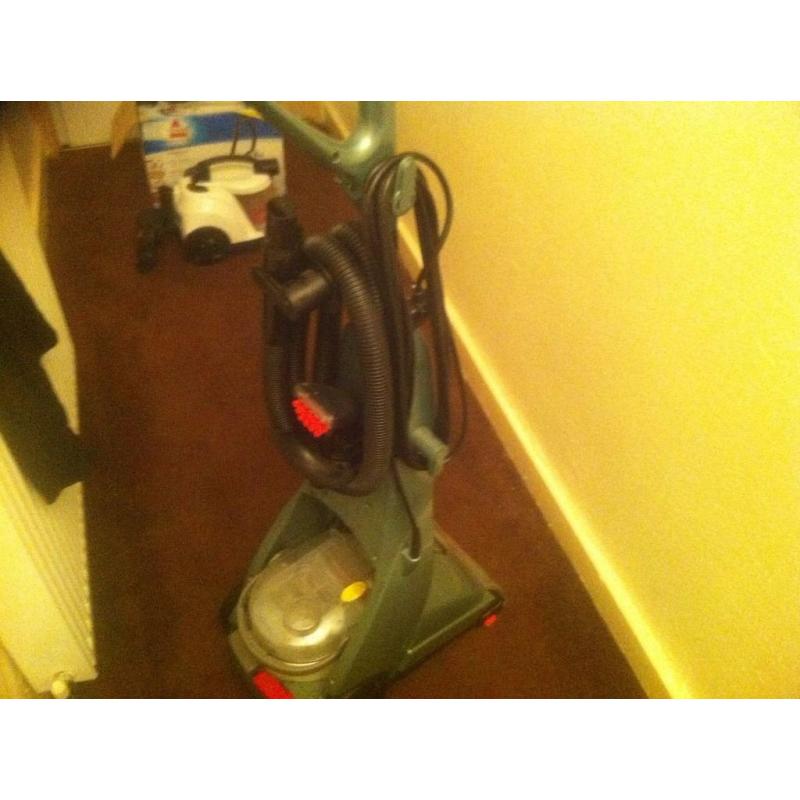 BISSELL HEALTHY HOME PET CLEAN CARPET SHAMPOOER VGC WITH UPHOLSTERY BRUSH WITH INSTRUCTIONS