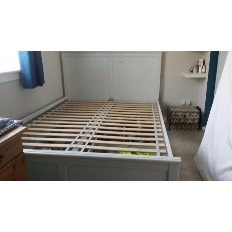 Double bed
