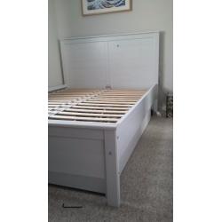 Double bed