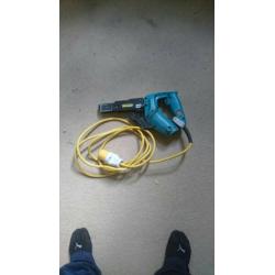 Makita collating gun