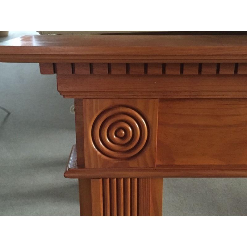 Fireplace mantle