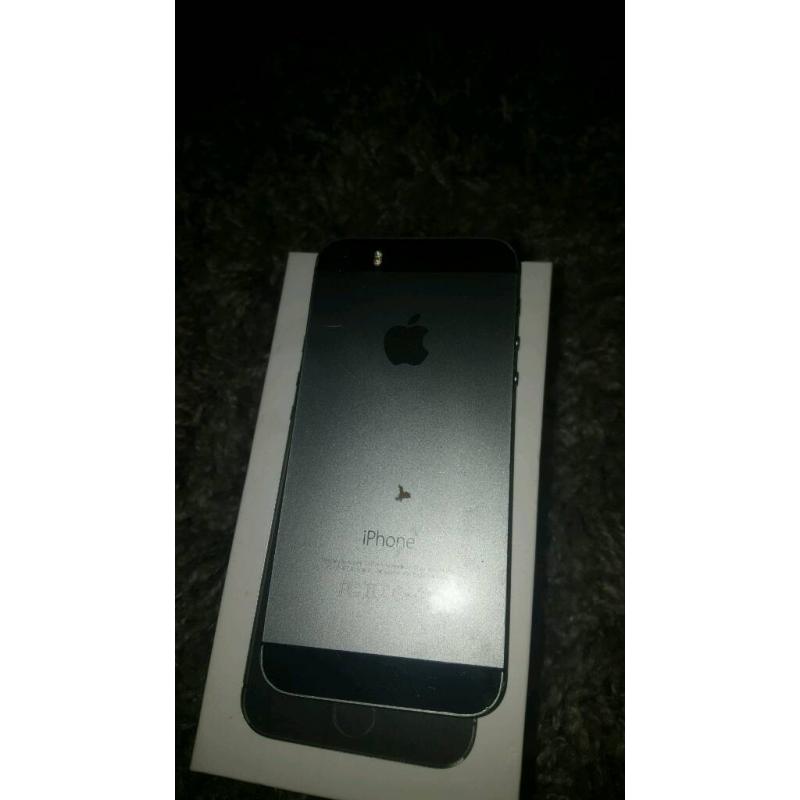 I phine 5s space grey 16gb