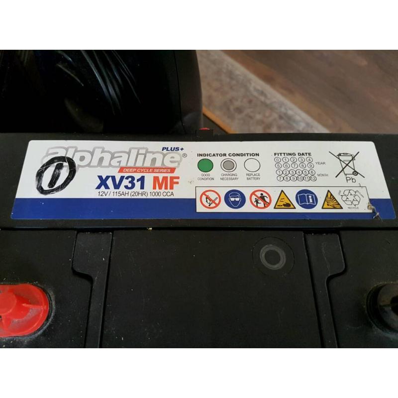 2x Alphaline XV31MF Leisure Batteries + Halford Charger