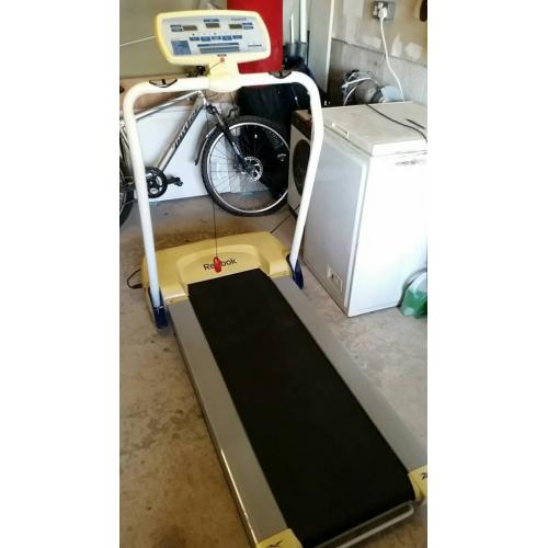 Reebok motorised treadmill