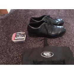 Golf shoes