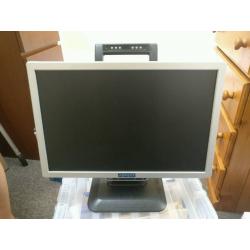 Fantastic 19 inch monitor