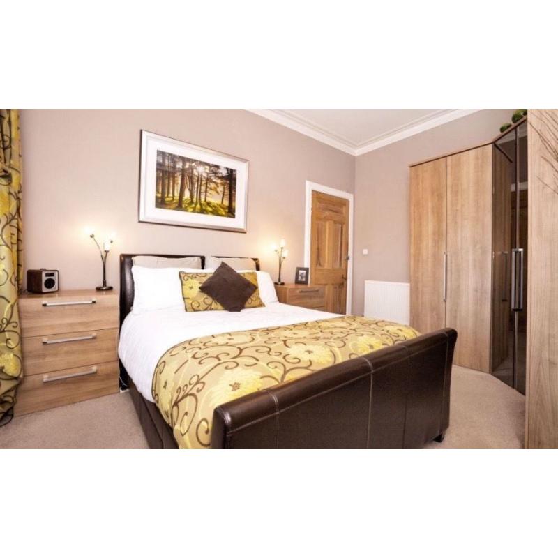 Fantastic quality set of three drawer bedside cabinets (pair)