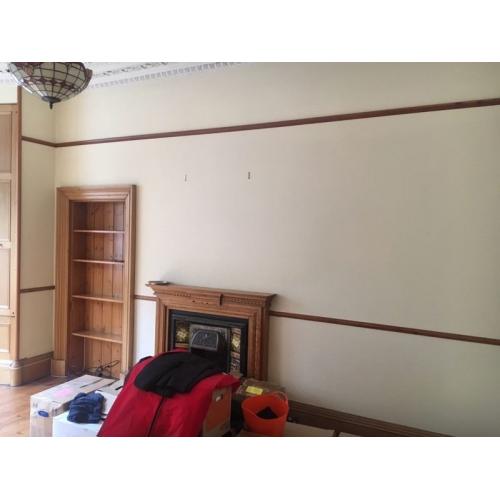 Wanted: Painter/ decorator for painting a 100sqm flat in Edinburgh