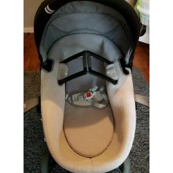 Maxi-cosi pram