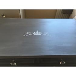 Various drawer sets