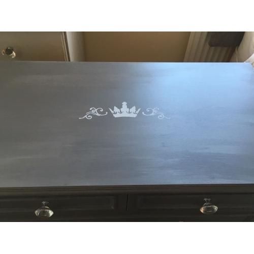 Various drawer sets