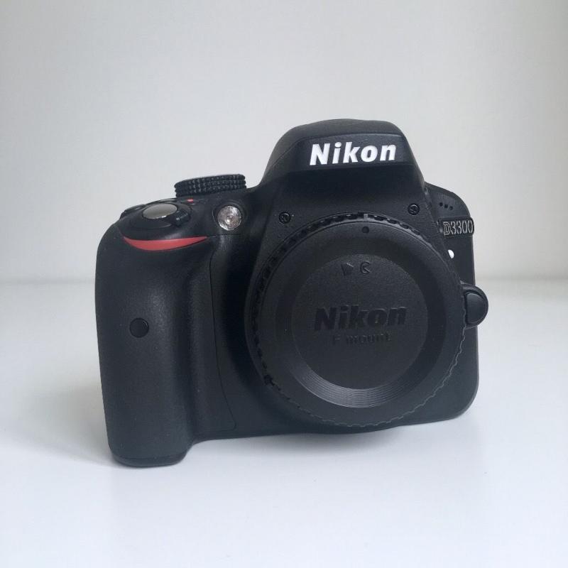 Nikon D3300 Digital SLR with 18-55mm VR II Lens Kit & Wifi Adapter - In Warranty