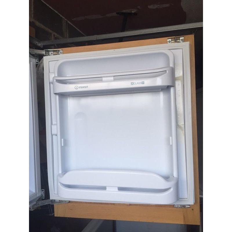 Intergrated fridge