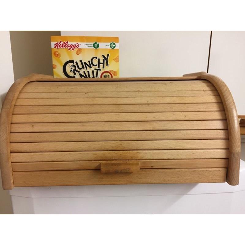 Bread bin