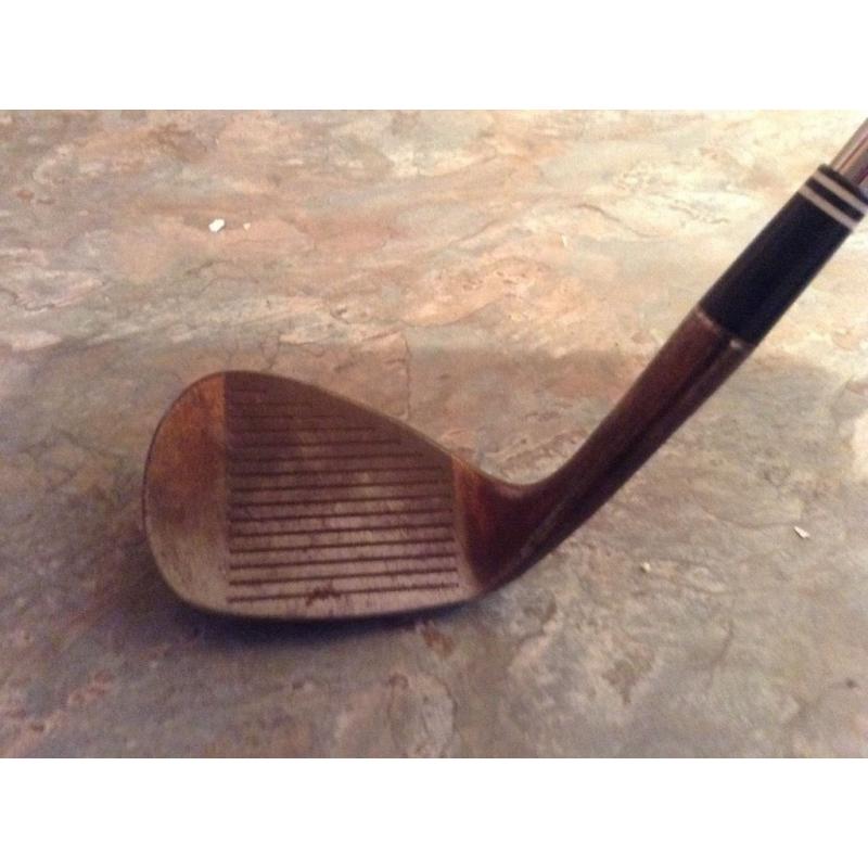 CLEVELAND 588 RAW TOUR GRIND 58/06 DEGREE WEDGE