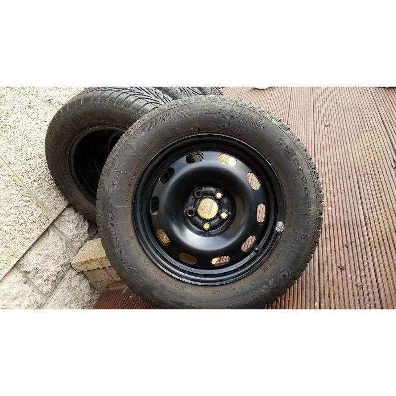 4 x 15 inch BF Goodrich winter snow tyres 195/65/15 on new VW Golf Mk4 rims