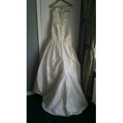 San patrick wedding dress