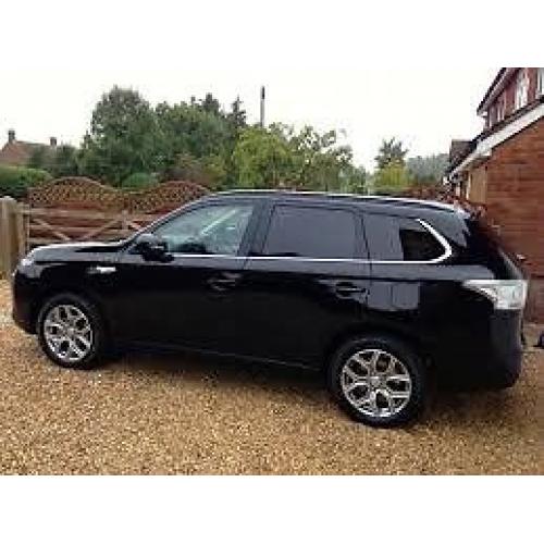 Mitsubishi Outlander Phev GX4hS - Top Spec model