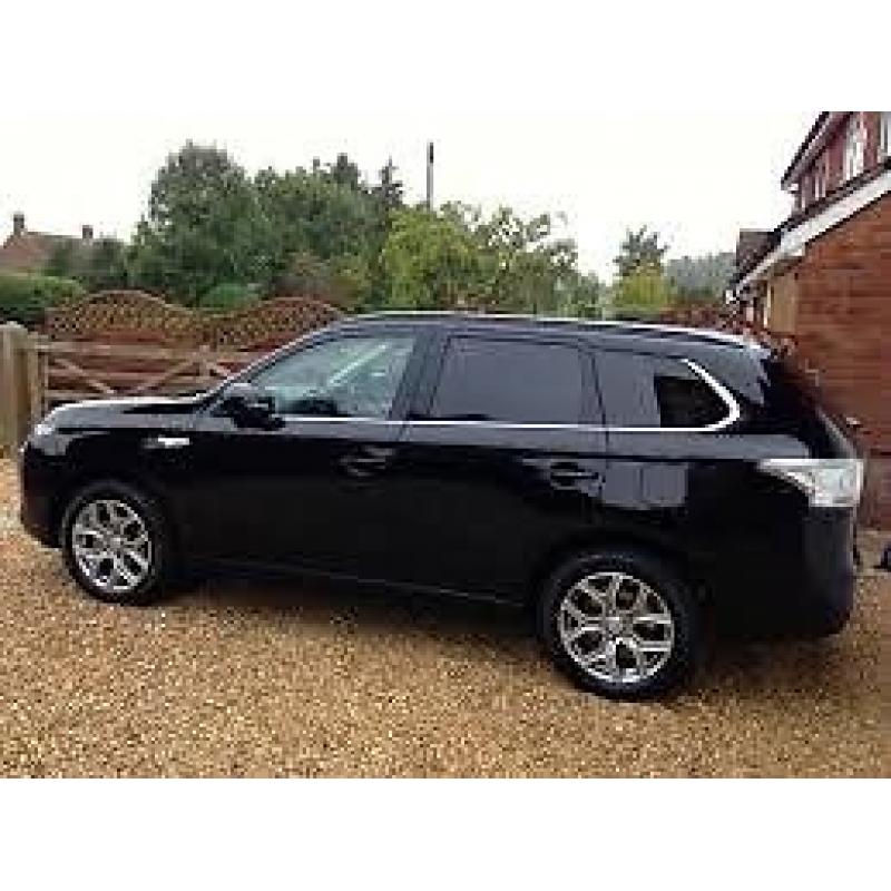 Mitsubishi Outlander Phev GX4hS - Top Spec model