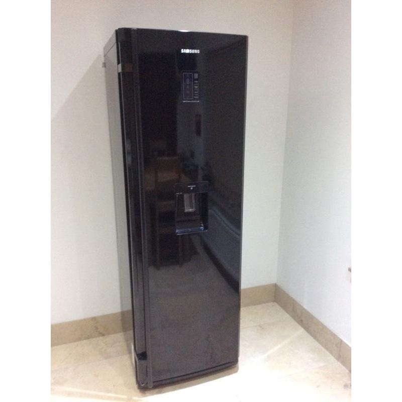 Samsung larder fridge