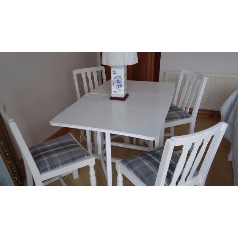 vintage table + four chairs