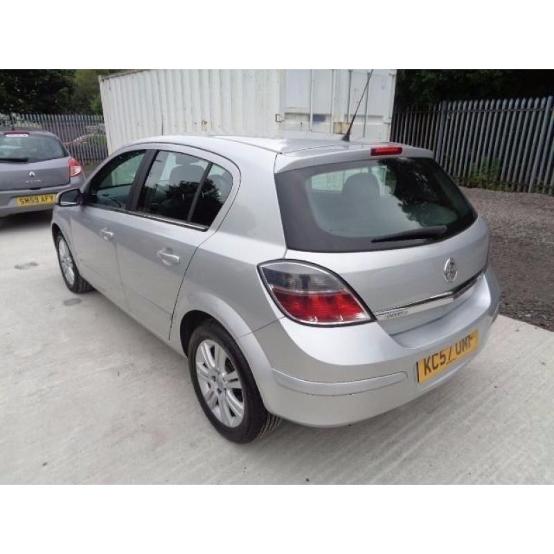 VAUXHALL ASTRA DESIGN CDTI 1910cc 2007 SILVER 5 DOOR 70,000 MILES* 12 MONTHS M.O.T *GOOD CONDITION*
