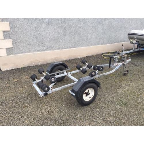 Boat trailer