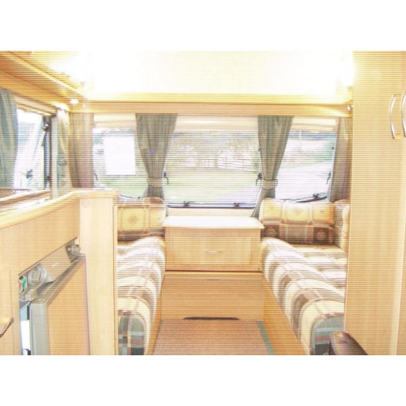 2003 Lunar Zenith 4 Berth Caravan with Porch Awning.