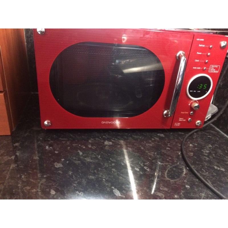 Red kitchen appliances & accessories