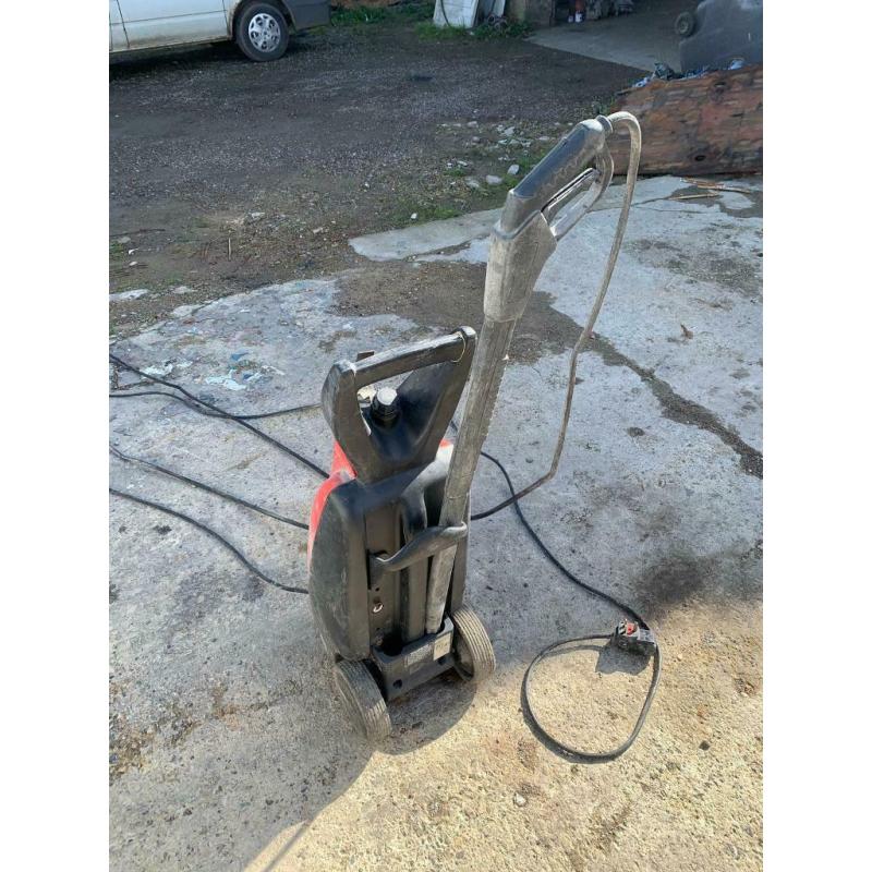 Pressure washer