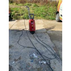 Pressure washer