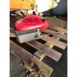 Honda mower engine
