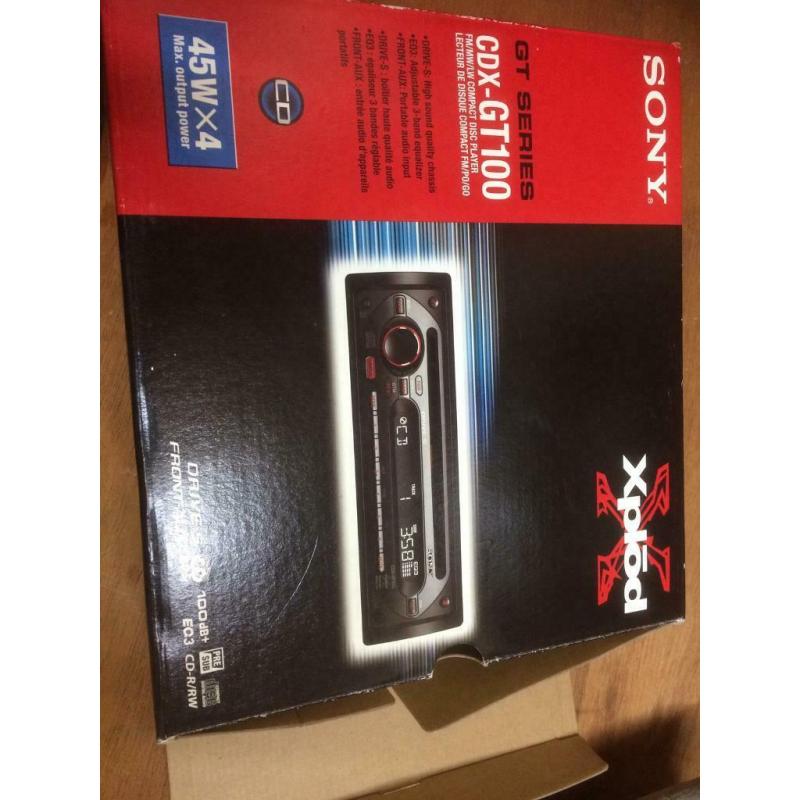 Sony car radio / CD player