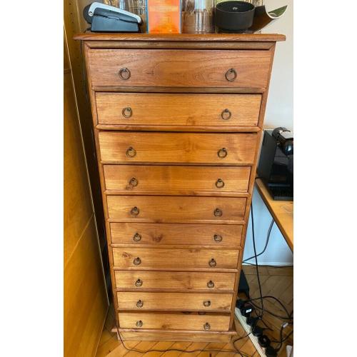 Solid wood medicine cabinet