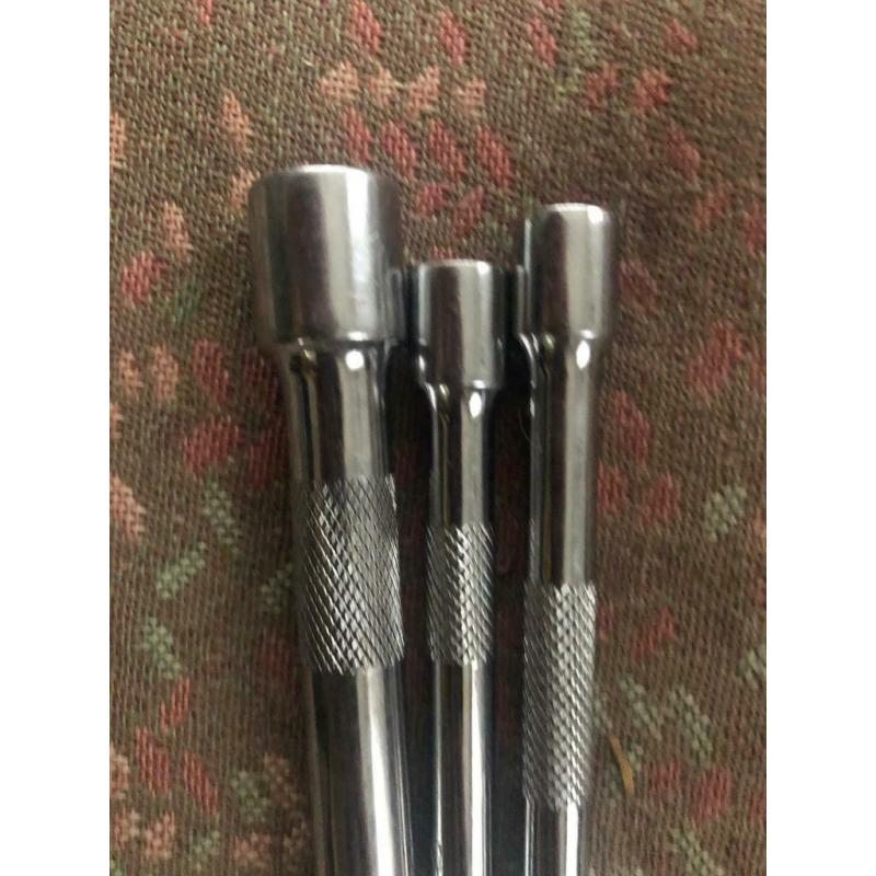Extension bars