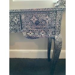 Embossed Dressing Table