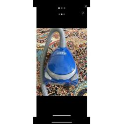 Vacuum cleaner