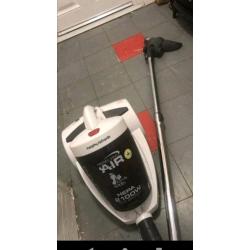 Vacuum cleaner