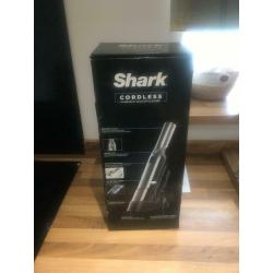 Cordless vacuum