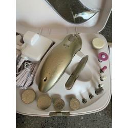 No 7 rechargeable manicure set