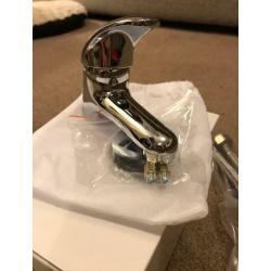 Turn Lever Action Mono Rio Basin Mixer Chrome Tap & Sprung Waste