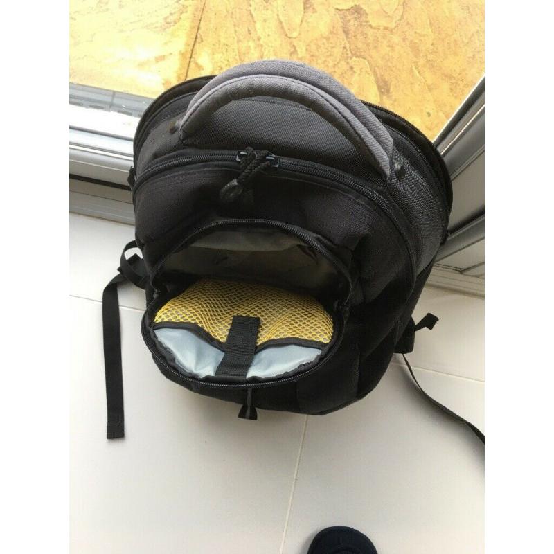 Dicota BacPac Laptop Bag