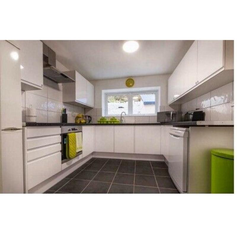 Torquay - Ready Made Cash Flowing 6 Bed HMO - Click for more info!